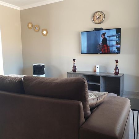 Villa Lombe, Off Great East Road, Silverest Silver Rest Extérieur photo