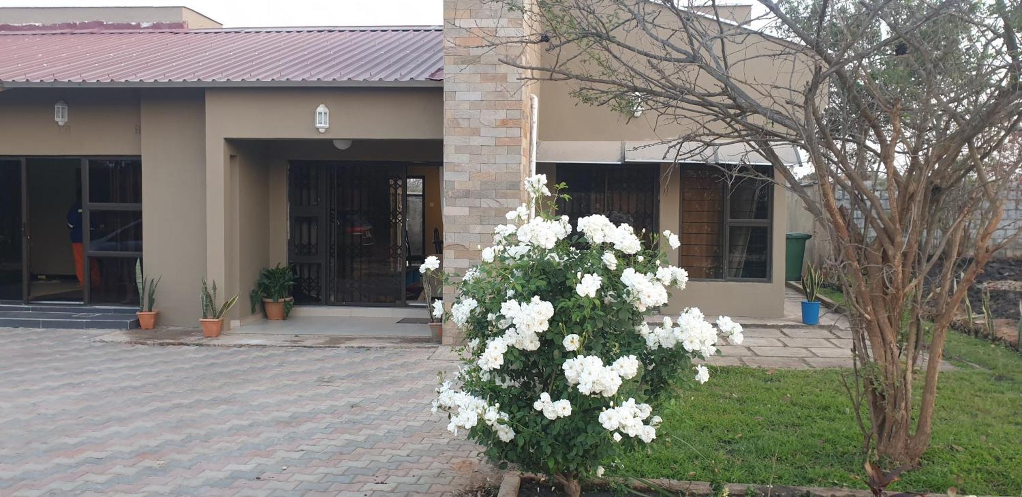 Villa Lombe, Off Great East Road, Silverest Silver Rest Extérieur photo